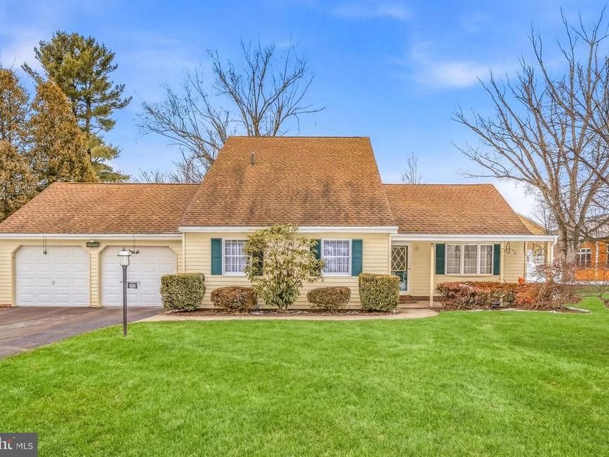 312 Royal Avenue, North Wales, PA 19454 Main Photo