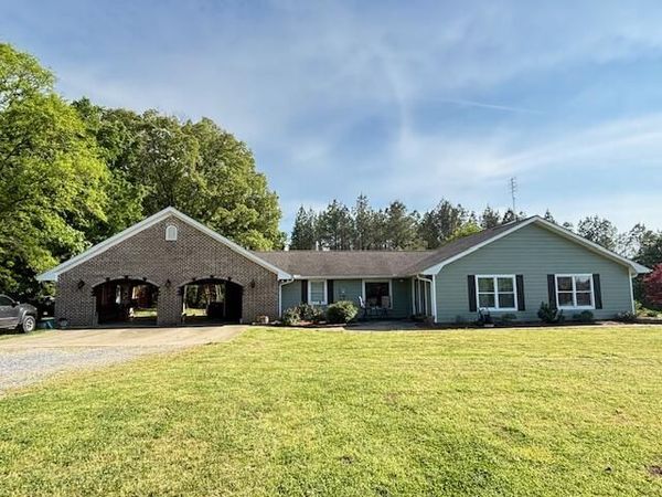 15524 Buggs Ferry Road, Macon, MS 39341