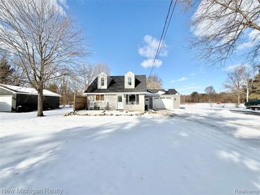 5186 W Wilson Road, Vienna Twp, MI 48420