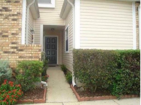 3320 TIMBERLANE WAY Drive, Unit 132, Harvey, LA 70058