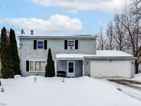 214 Heights Avenue, Northfield, OH 44067