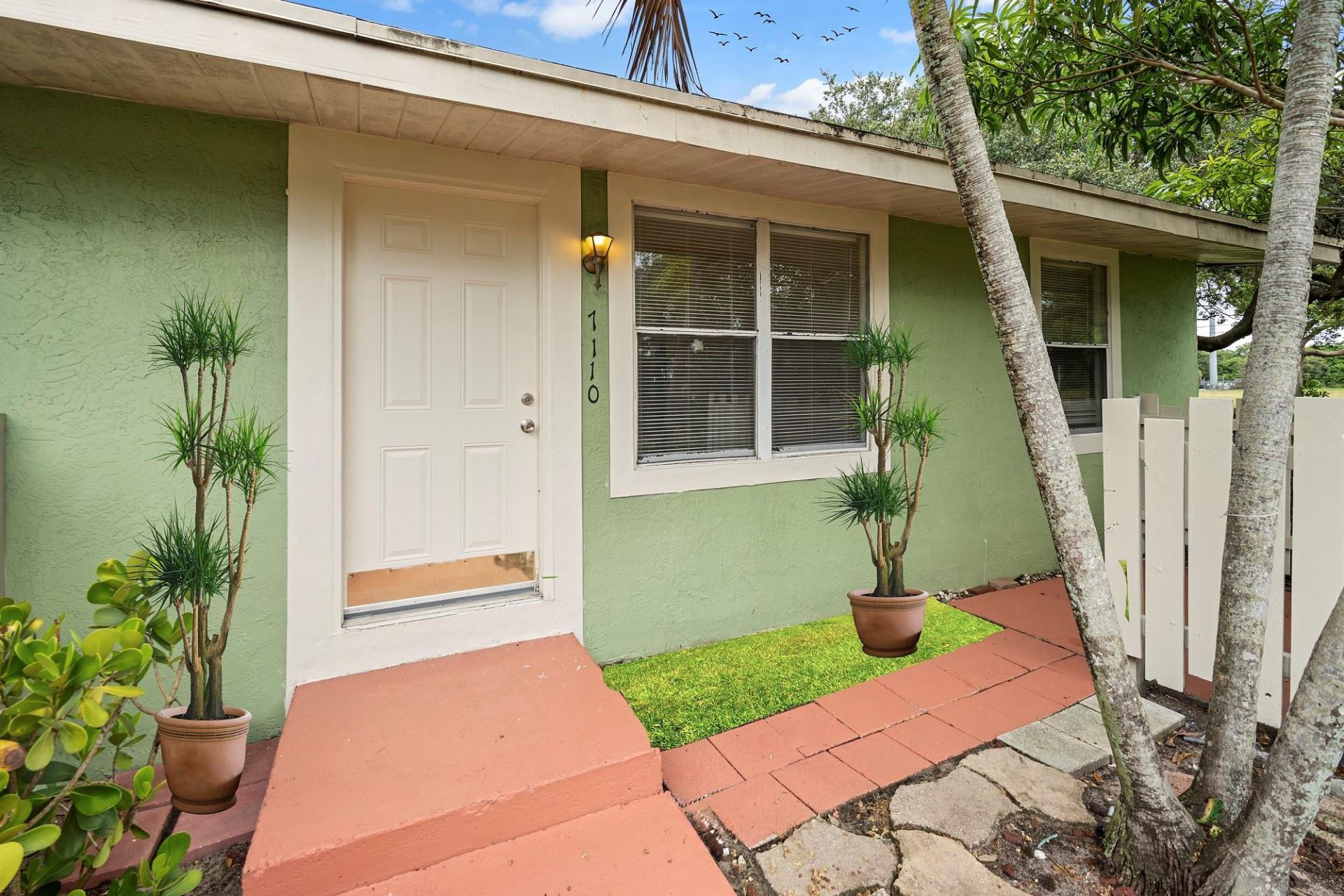 7110 Southgate Boulevard, Tamarac, FL 33321 Photo