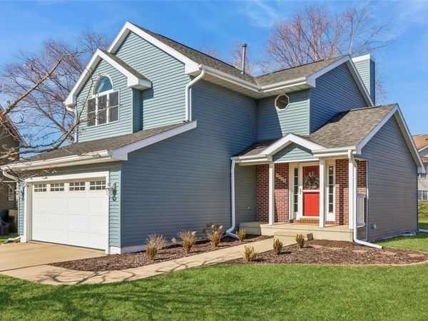 5020 Erin NE, Cedar Rapids, IA 52411