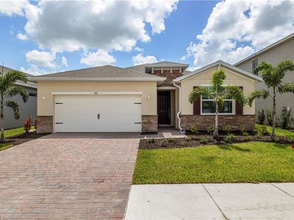 551 Spring Hill Lake LOOP, CAPE CORAL, FL 33993