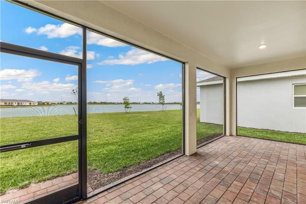 551 Spring Hill Lake Loop, Cape Coral, FL 33993 Photo