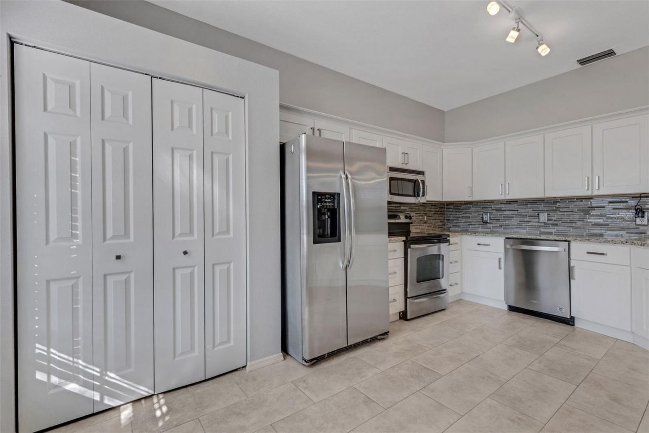 12319 Tall Pines Way, Lakewood Ranch, FL 34202 Photo