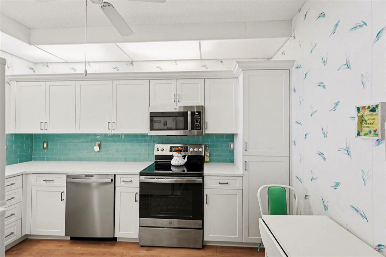 8021 Sailboat Key Boulevard S, Unit 304, Saint Pete Beach, FL 33707 Photo