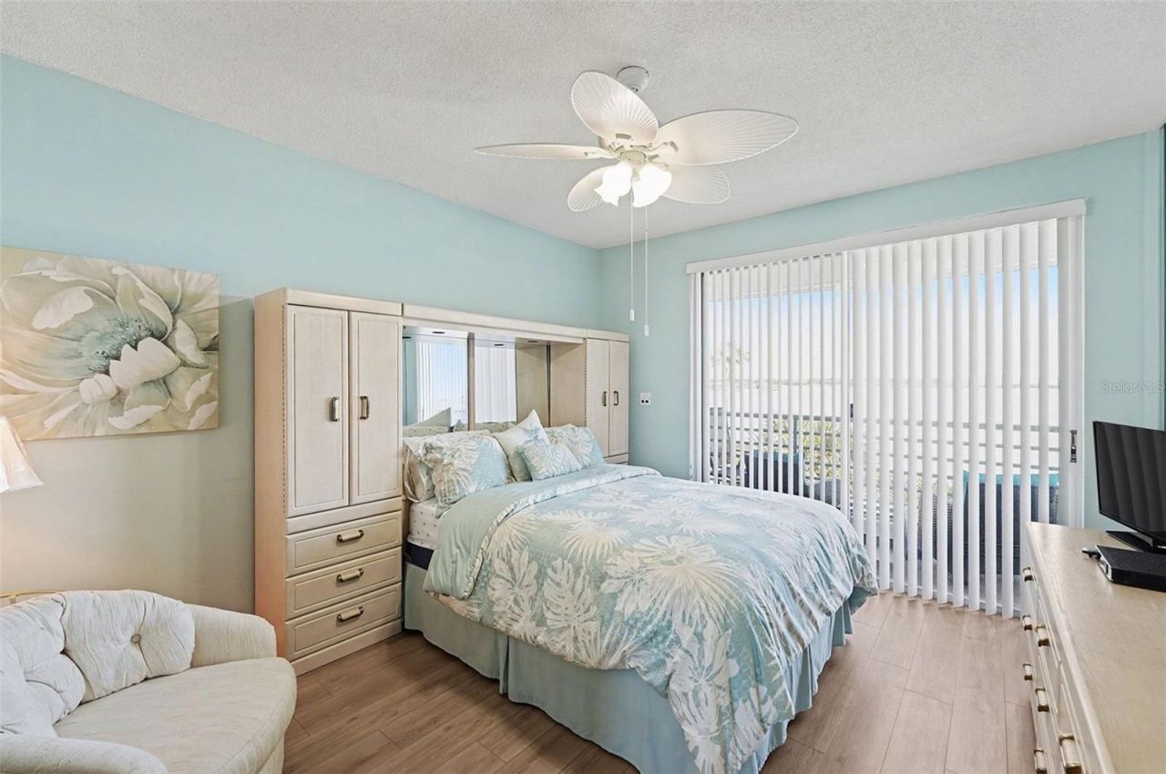 8021 Sailboat Key Boulevard S, Unit 304, Saint Pete Beach, FL 33707 Photo