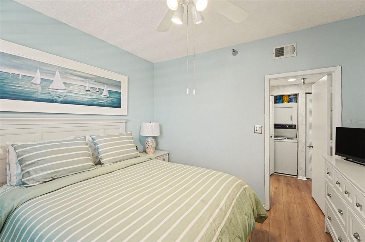 8021 Sailboat Key Boulevard S, Unit 304, Saint Pete Beach, FL 33707 Photo