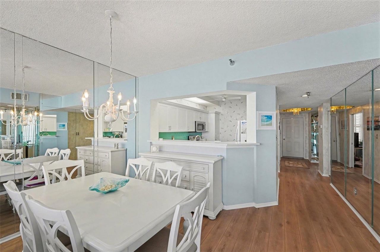 8021 Sailboat Key Boulevard S, Unit 304, Saint Pete Beach, FL 33707 Photo