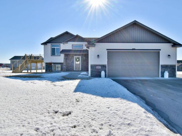 107 Collina Circle, Avon, MN 56310