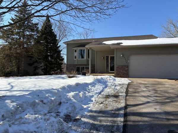 6559 Black Duck Drive S, Circle Pines, MN 55014