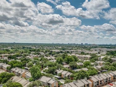 5200 Keller Springs Road, Unit 1424 &, Dallas, TX 75248