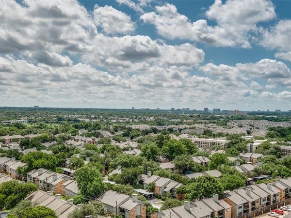 5200 Keller Springs Road, Unit 1424 &, Dallas, TX 75248