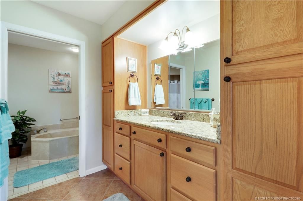 6030 SE Martinique Drive, Unit 104, Stuart, FL 34997 Photo
