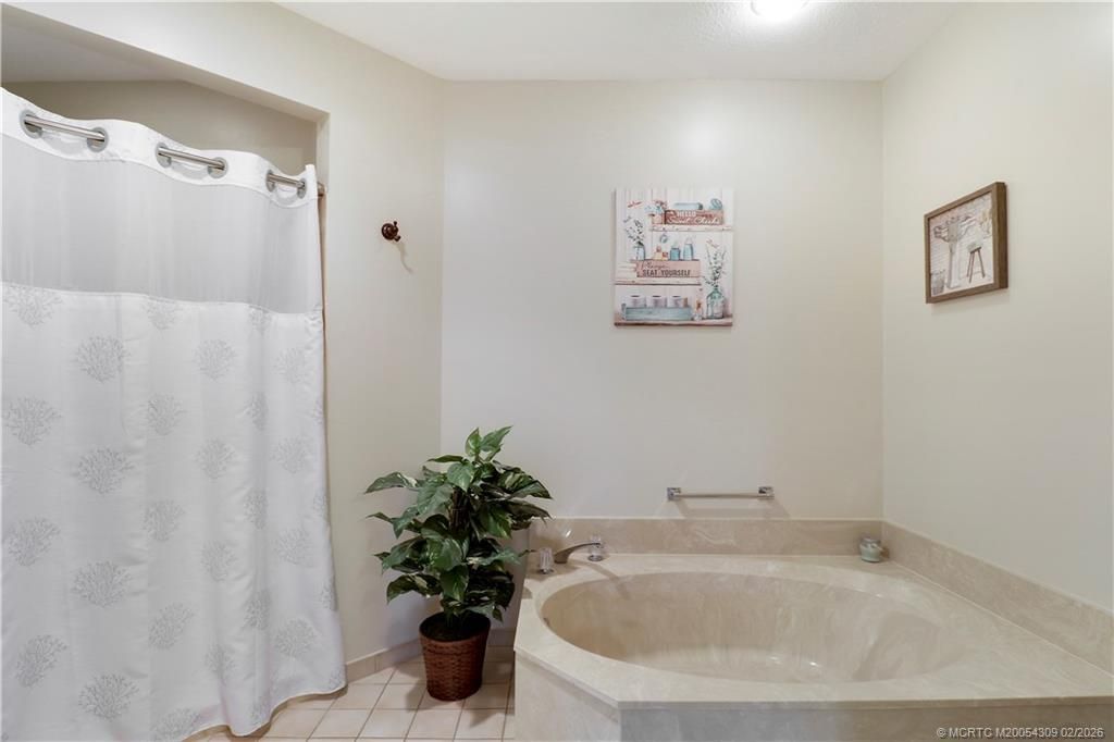 6030 SE Martinique Drive, Unit 104, Stuart, FL 34997 Photo