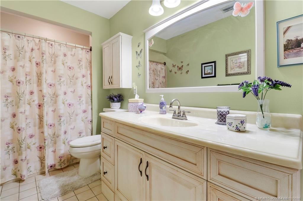 6030 SE Martinique Drive, Unit 104, Stuart, FL 34997 Photo