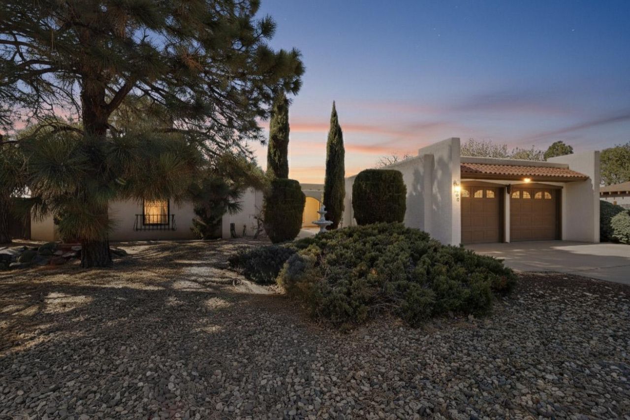 1037 Santa Ana Avenue Se, Albuquerque, NM 87123 Main Photo