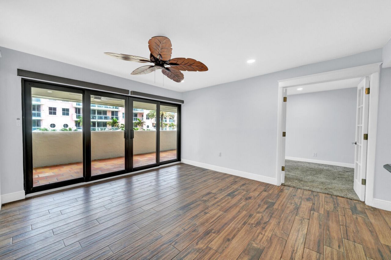 330 SE 20th Avenue, Unit 314, Deerfield Beach, FL 33441 Photo