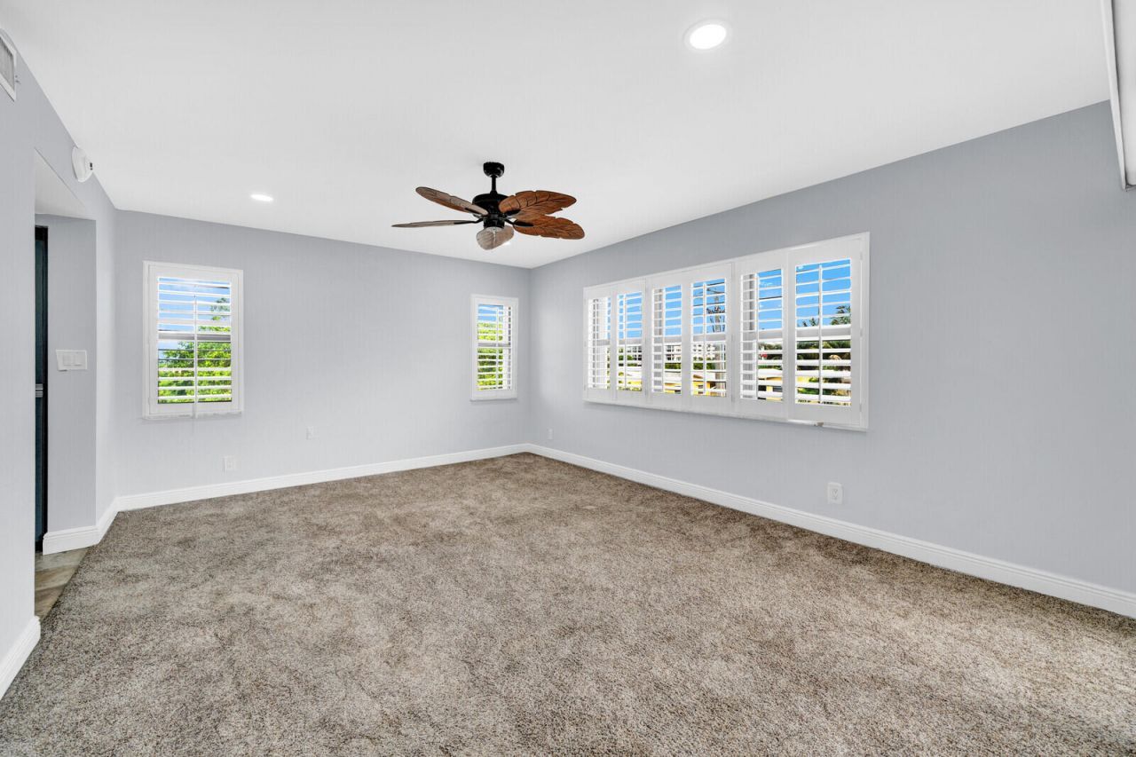 330 SE 20th Avenue, Unit 314, Deerfield Beach, FL 33441 Photo