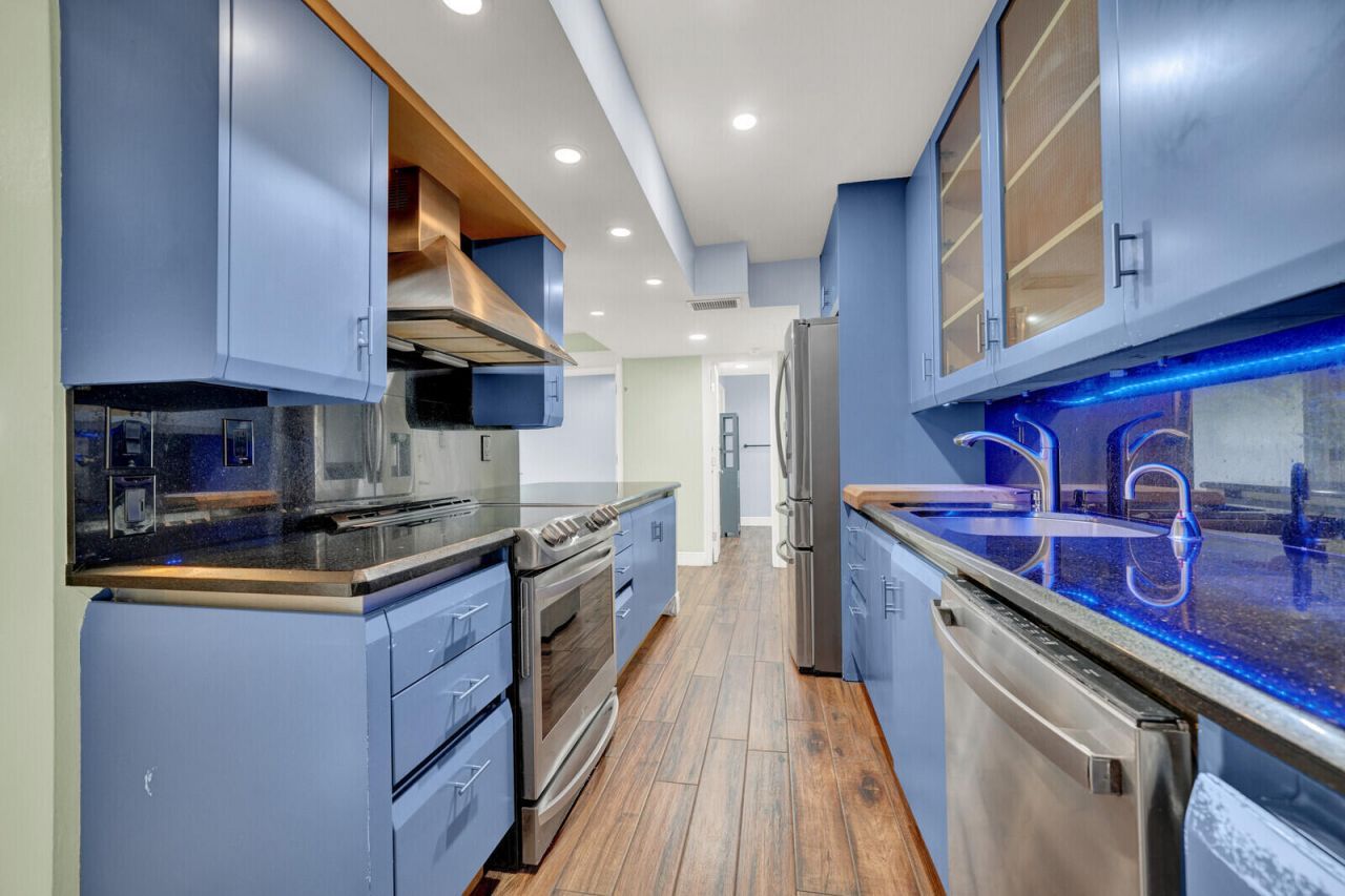 330 SE 20th Avenue, Unit 314, Deerfield Beach, FL 33441 Photo