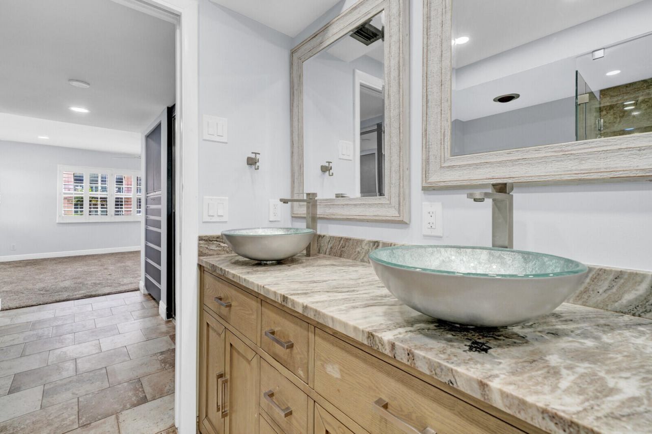 330 SE 20th Avenue, Unit 314, Deerfield Beach, FL 33441 Photo