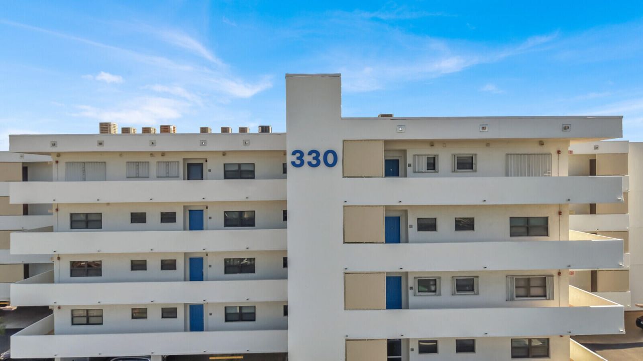 330 SE 20th Avenue, Unit 314, Deerfield Beach, FL 33441 Photo