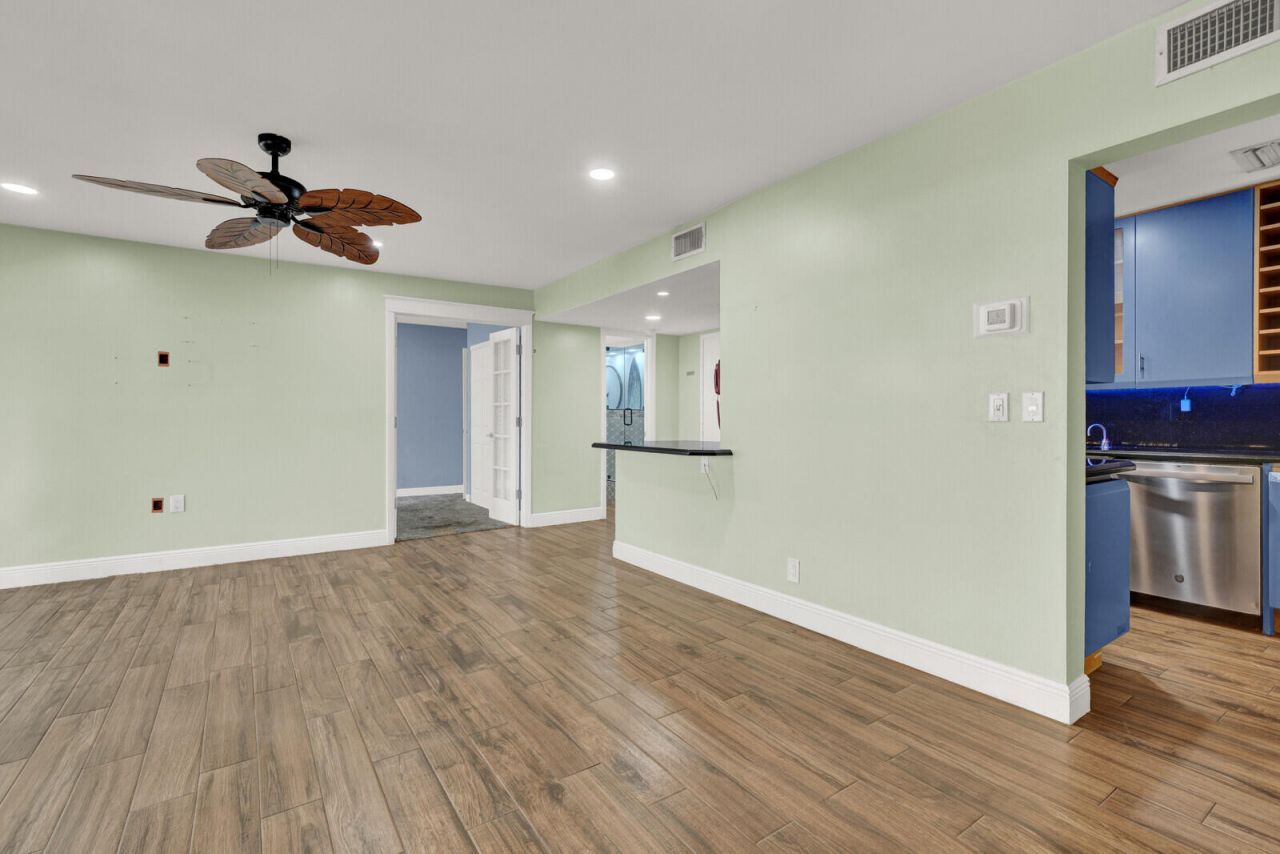 330 SE 20th Avenue, Unit 314, Deerfield Beach, FL 33441 Photo