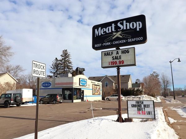 601 Lake Shore Dr E, Ashland, WI 54806