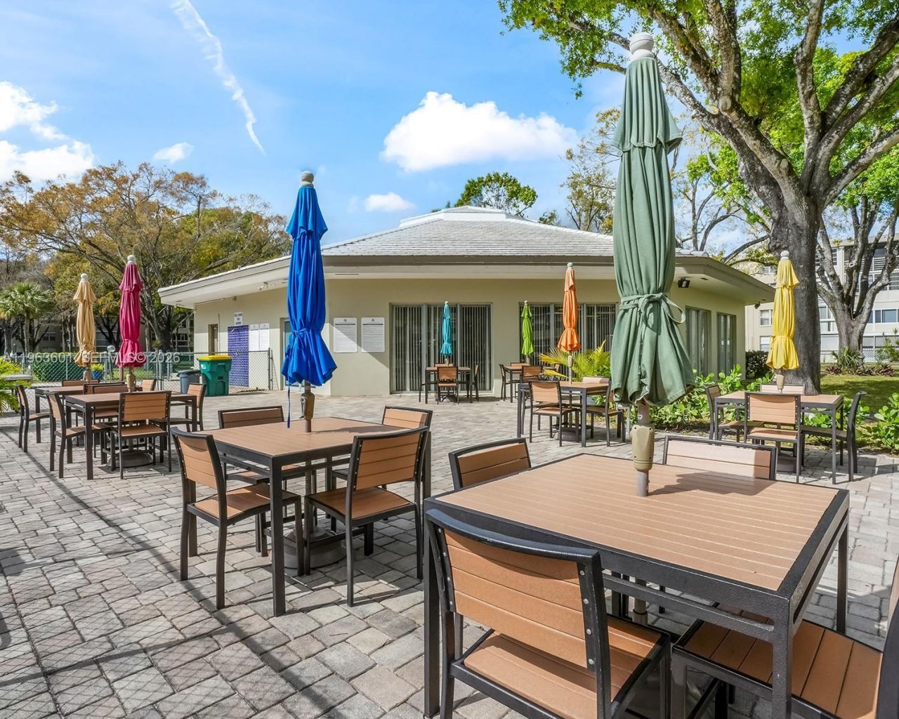 2900 NW 48th Ter , Unit 117, Lauderdale Lakes, FL 33313 Photo