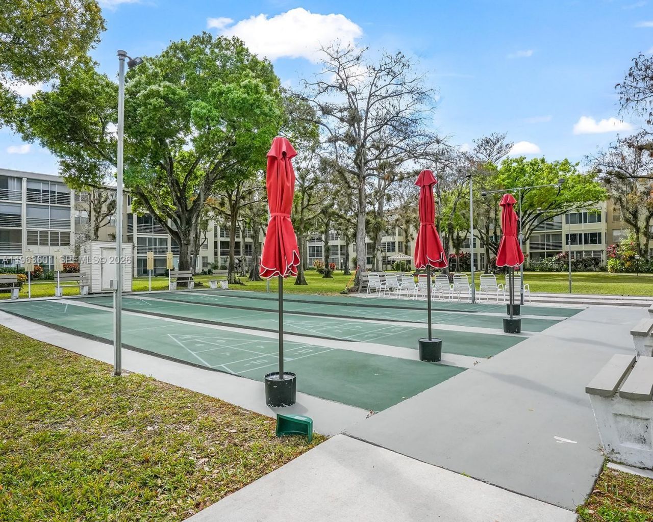 2900 NW 48th Ter, Unit 117, Lauderdale Lakes, FL 33313 Photo