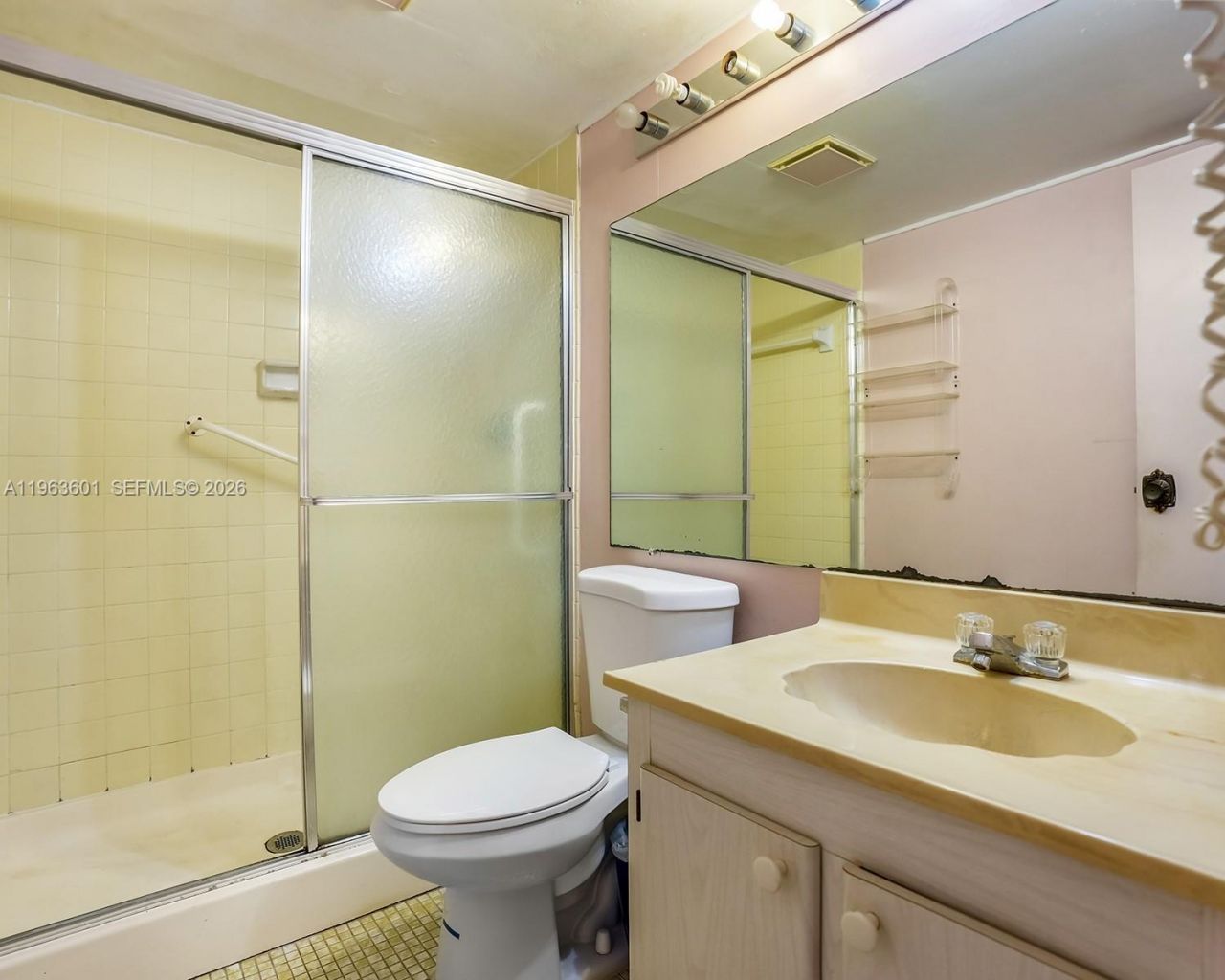 2900 NW 48th Ter, Unit 117, Lauderdale Lakes, FL 33313 Photo