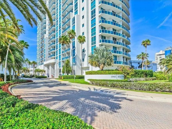 1945 S Ocean Dr, Unit 709, Hallandale Beach, FL 33009