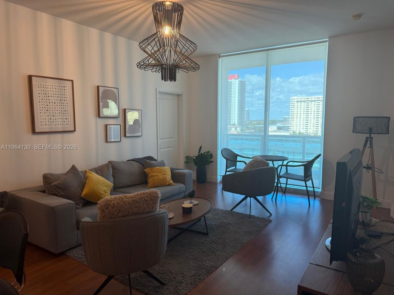 1945 S Ocean Dr , Unit 709, Hallandale Beach, FL 33009 Photo