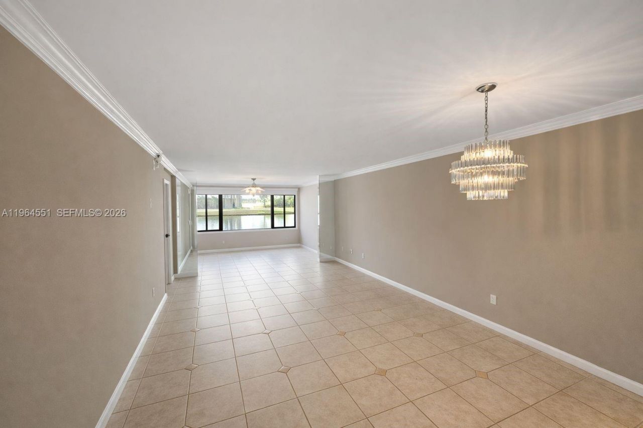 10722 W Clairmont Cir, Unit 102, Tamarac, FL 33321 Photo