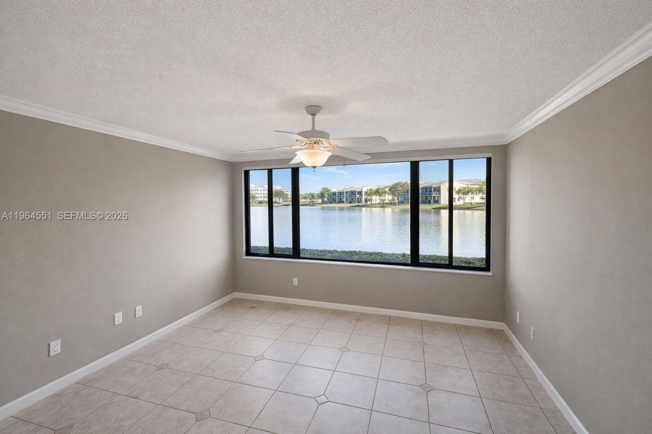10722 W Clairmont Cir, Unit 102, Tamarac, FL 33321 Photo