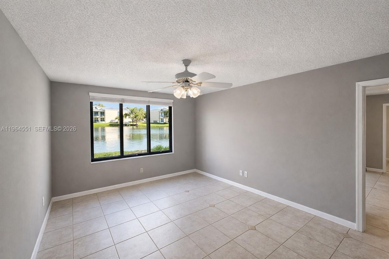 10722 W Clairmont Cir, Unit 102, Tamarac, FL 33321 Photo