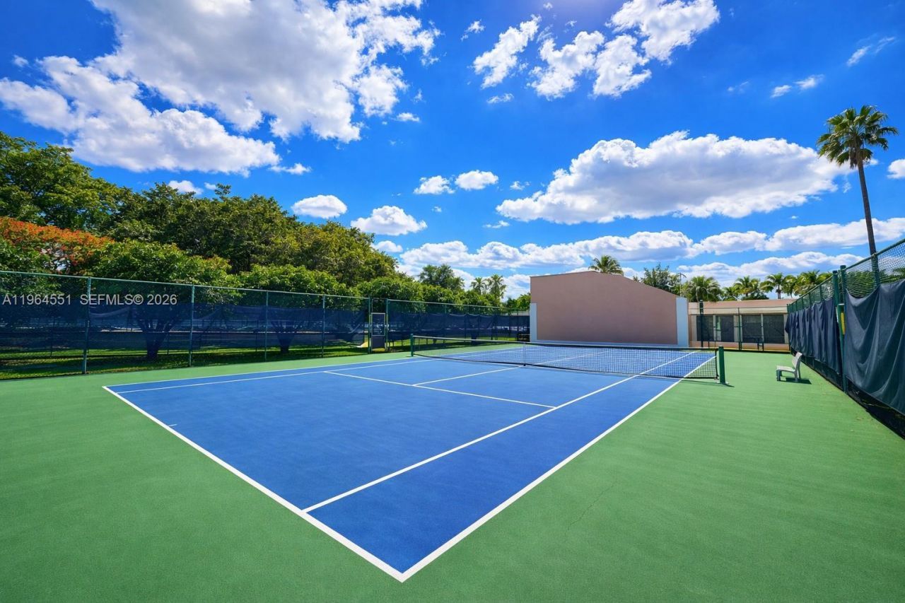 10722 W Clairmont Cir, Unit 102, Tamarac, FL 33321 Photo