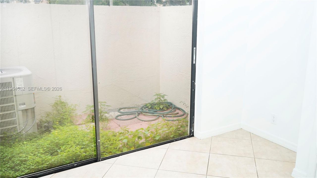 7041 SW 42nd Pl, Davie, FL 33314 Photo