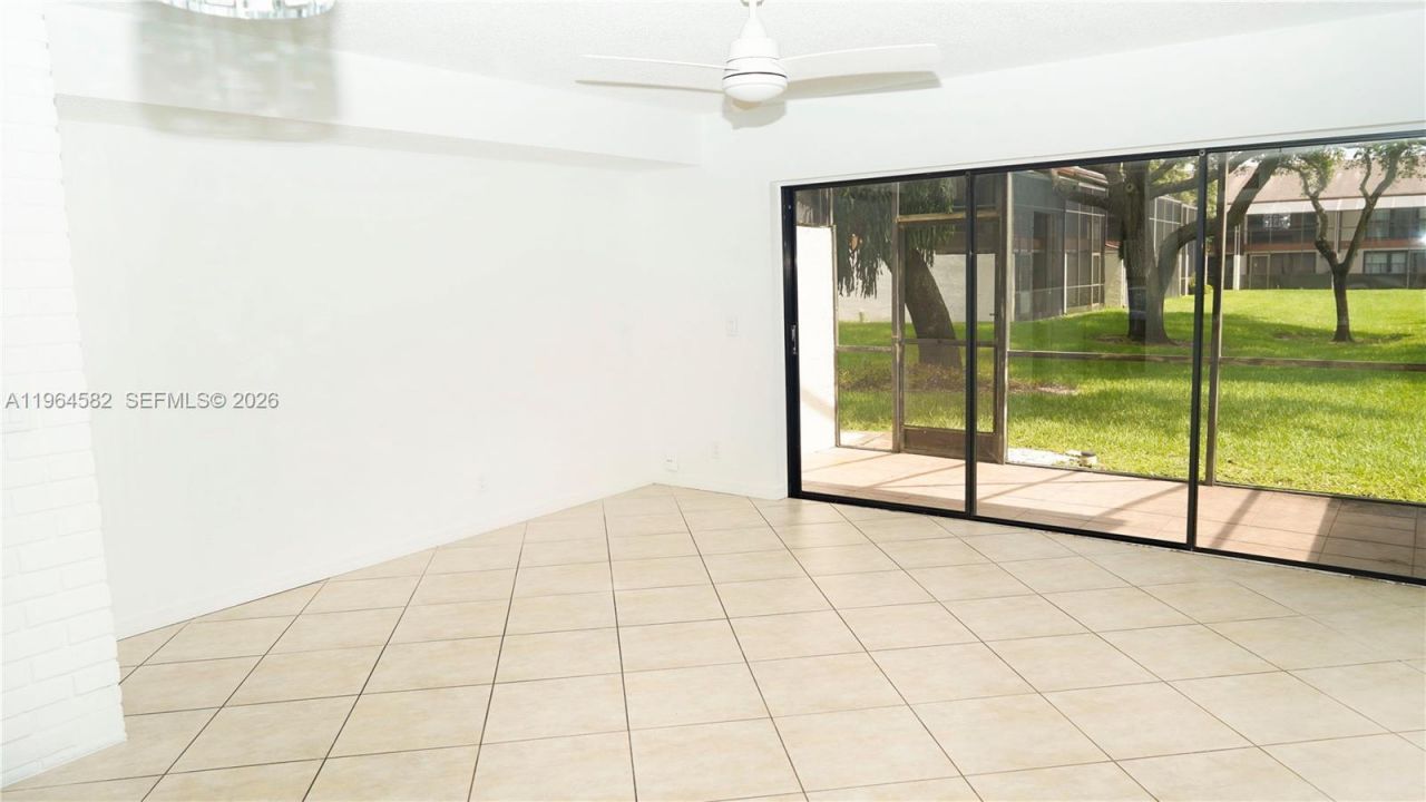 7041 SW 42nd Pl, Davie, FL 33314 Photo