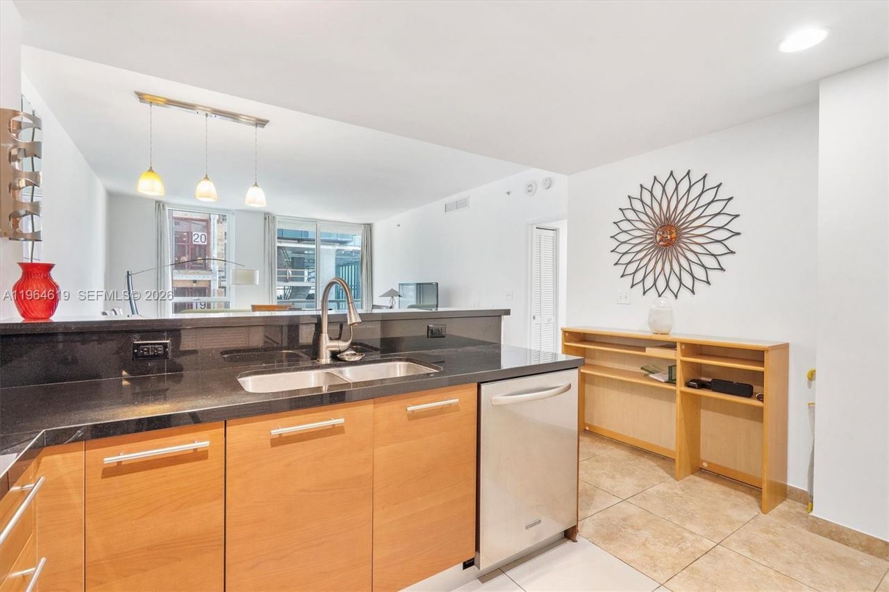 244 Biscayne Blvd, Unit 1906, Miami, FL 33132 Photo