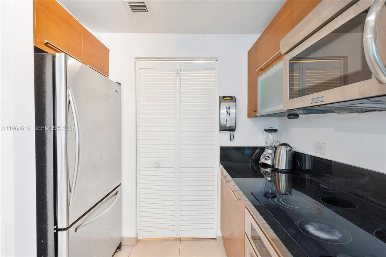 244 Biscayne Blvd, Unit 1906, Miami, FL 33132 Photo