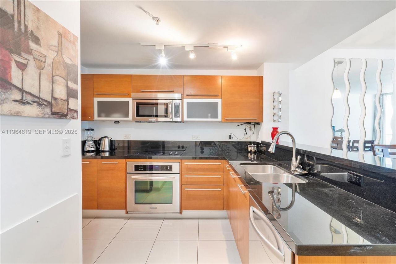 244 Biscayne Blvd, Unit 1906, Miami, FL 33132 Photo