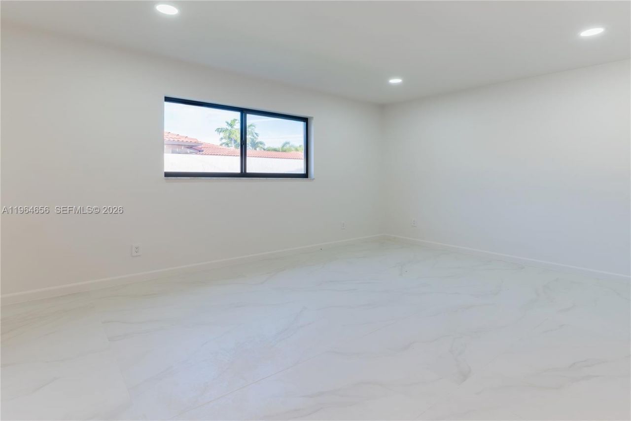 2415 NE 35th Dr, Fort Lauderdale, FL 33308 Photo