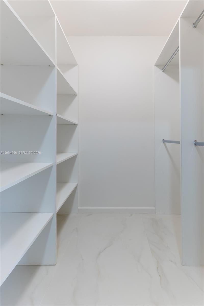 2415 NE 35th Dr, Fort Lauderdale, FL 33308 Photo