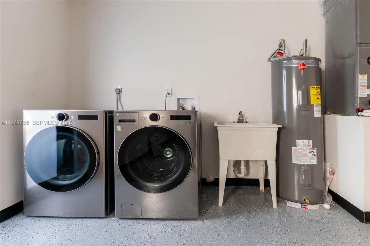 2415 NE 35th Dr, Fort Lauderdale, FL 33308 Photo