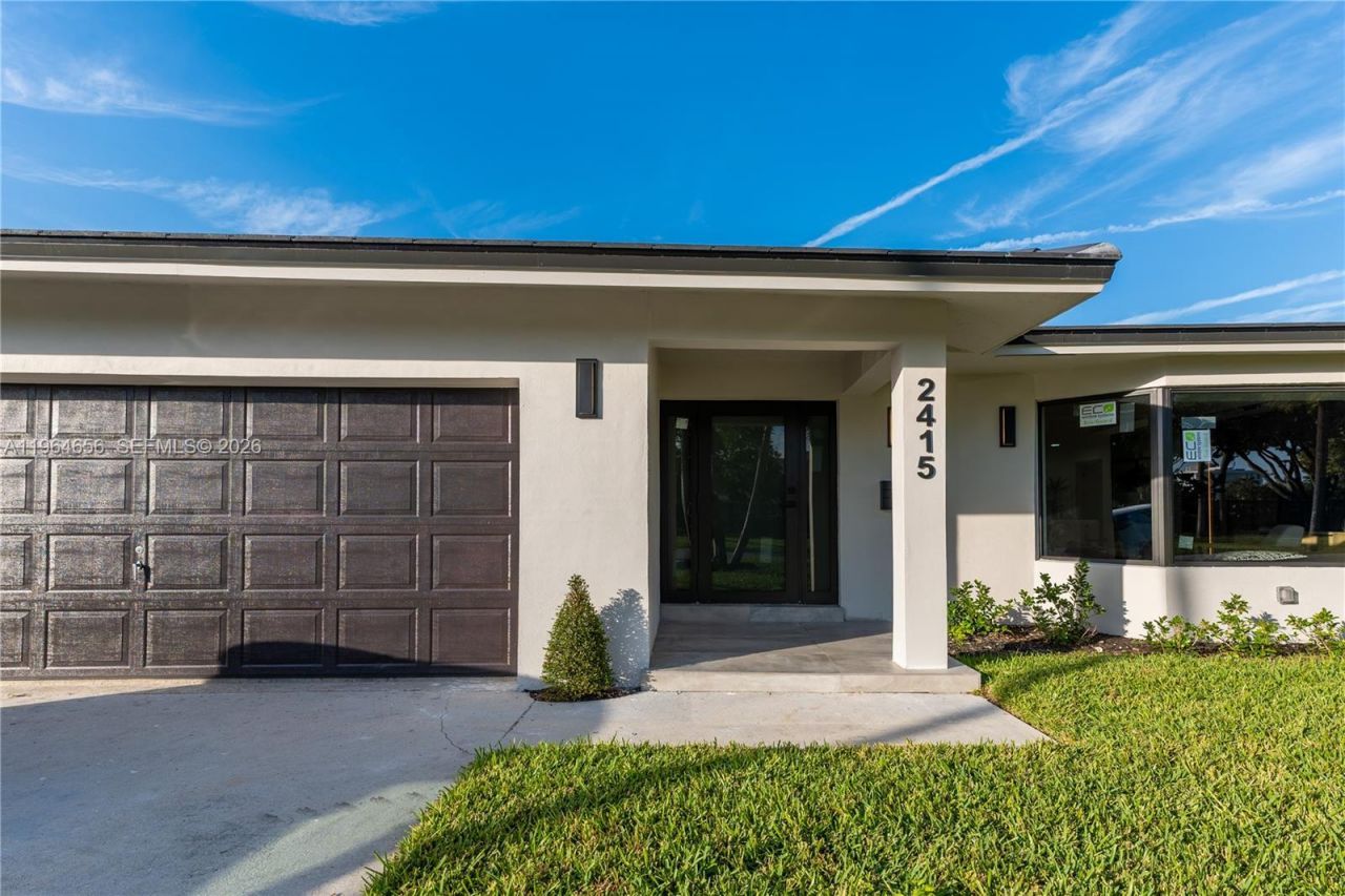 2415 NE 35th Dr, Fort Lauderdale, FL 33308 Photo
