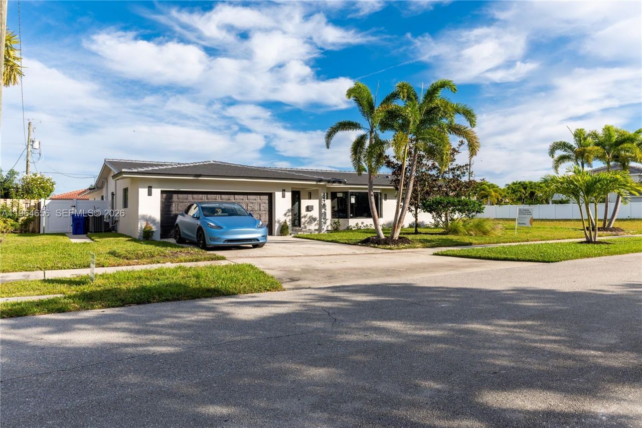2415 NE 35th Dr, Fort Lauderdale, FL 33308 Photo