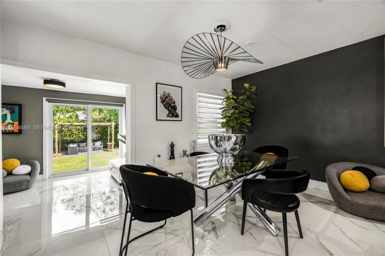 285 NW 45th St, Miami, FL 33127 Photo