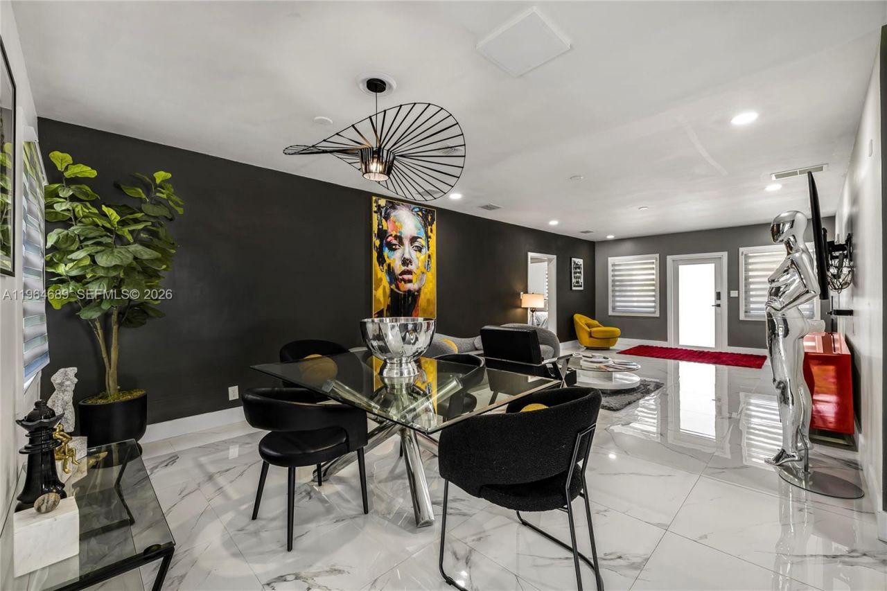 285 NW 45th St, Miami, FL 33127 Photo